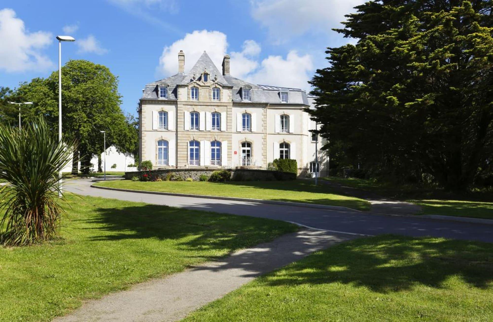 Terres De France Le Domaine De La Baie Hotel Audierne Exterior foto